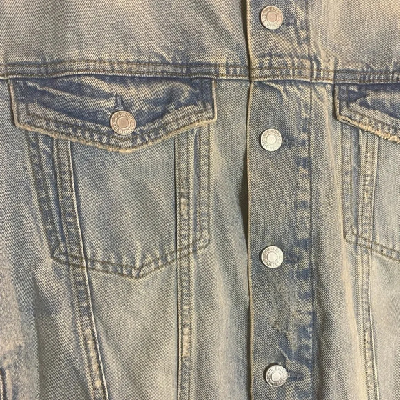 H&M &Denim Distressed Trucker Jacket - Picture 2 of 5